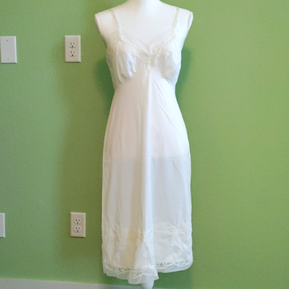 Beautiful Vintage Cream Slip Bridal Antique Lingerie